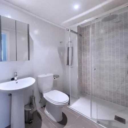 Apartman Club, Bl. 2 3e