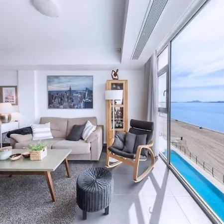 Apartman Club, Bl. 2 3e *