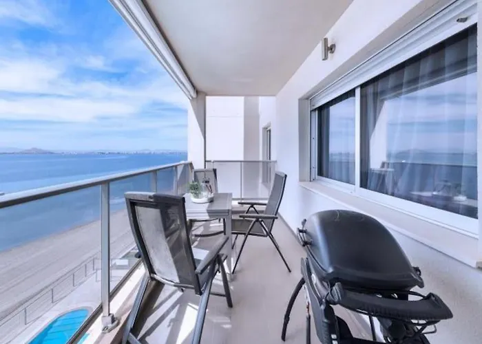 Appartement Club, Bl. 2 3e *